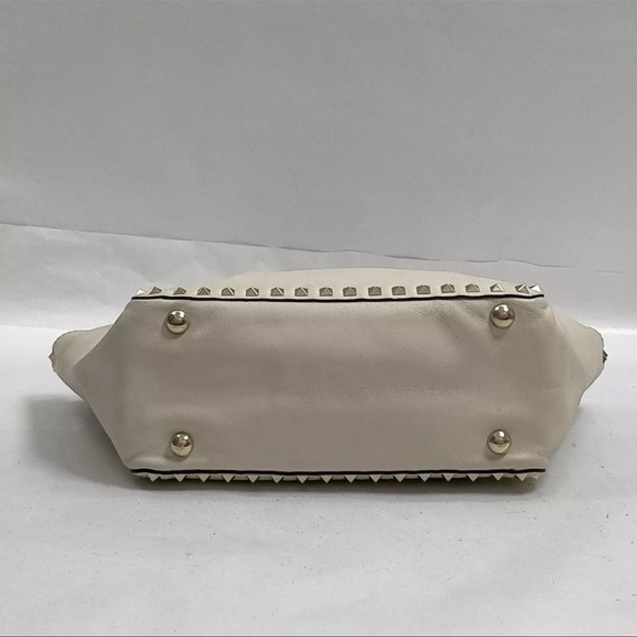 AUTH Valentino Soft White Rockstud Tote - Picture 3 of 8
